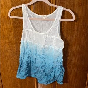 Textured ombré blue tank top
